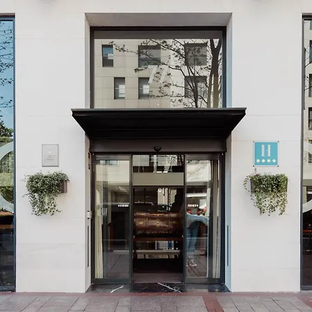 Miro Hotell 4*